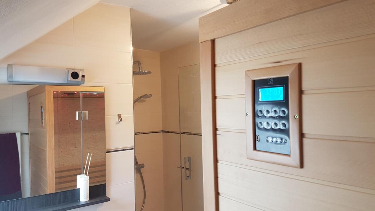 Mapamajo Home Base - Familienunterkunft Mit Sauna クロルト・オーバーヴィーゼンタール エクステリア 写真